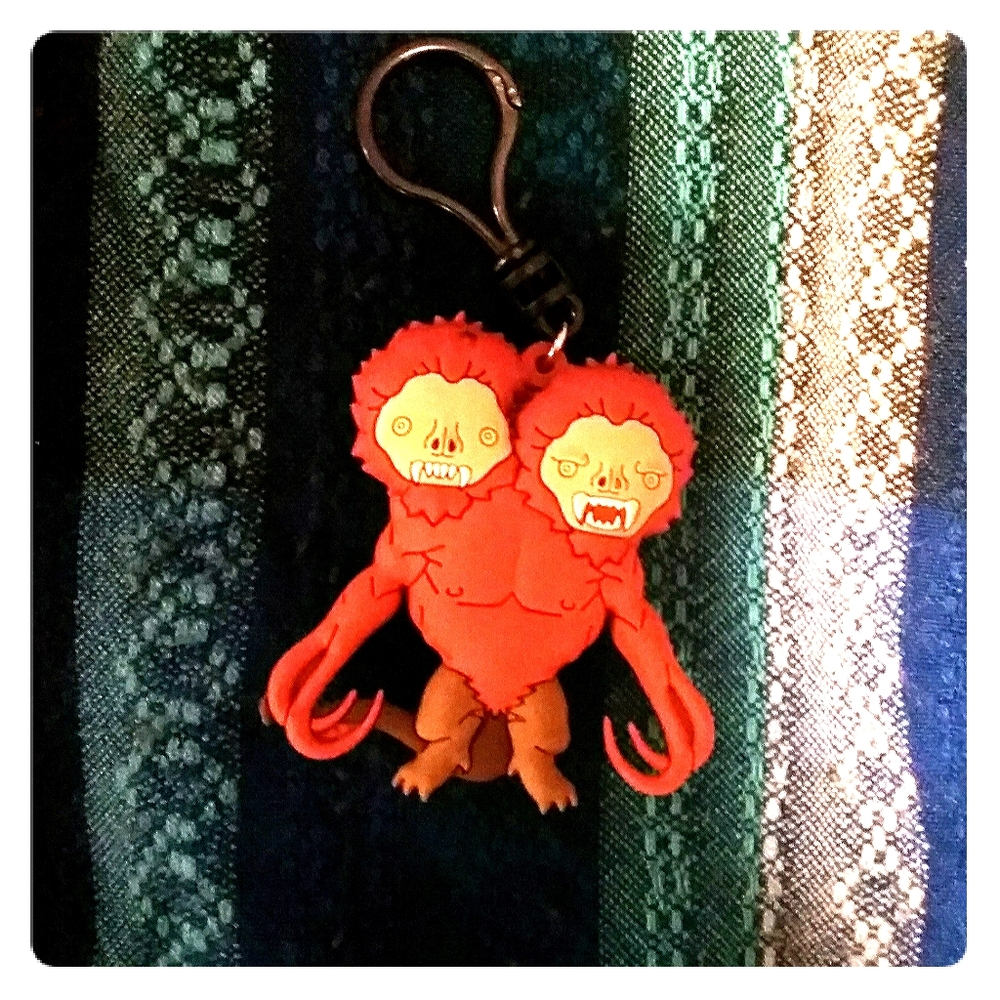Free with Bundle! WIZARDS 2-Headed Monster Keychain!